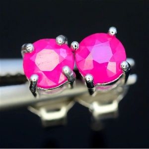 Pinkish Red Ruby Stud Solitaire Earrings Set in 925 Silver